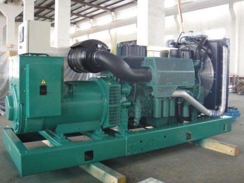 通道便携静音：租赁无声发电机组，便携式解决能源需求